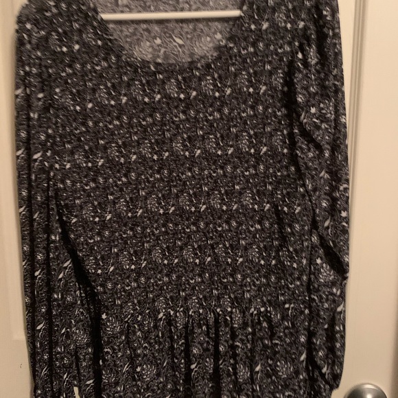 Blouse - Picture 2 of 3